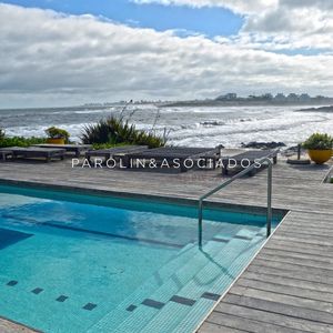 Hermosa Casa En Venta En Punta Del Este.