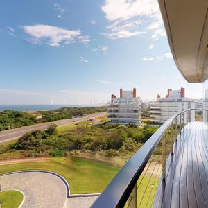 Apartamento En Venta En Grey Stone, Punta Del Este.