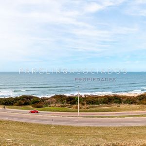 Excelente Pent-house En Venta En Tiburón Terrazas, Punta Del Este.