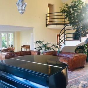 Casa En Venta De 4 Dormitorios En Golf, Punta Del Este.