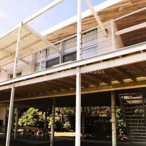 Casa En Venta De 4 Dormitorios En Manantiales.