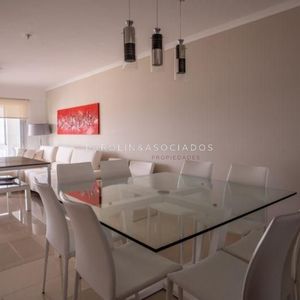 Apartamento En Venta De 2 Dormitorios En Miami Boulevard, Punta Del Este.