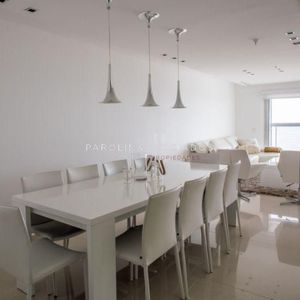 Apartamento En Venta De 3 Dormitorios En Miami Boulevard, Punta Del Este.