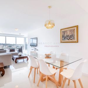 Apartamento En Venta De 2 Dormitorios En Look Brava Tower, Punta Del Este.