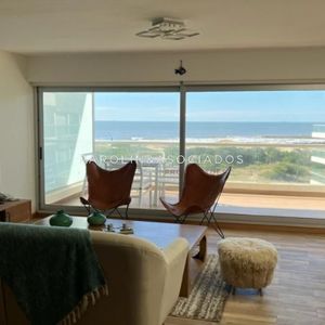 Pent-house En Venta En Silente, Punta Del Este.