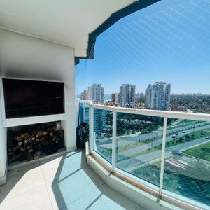 Apartamento En Venta De 3 Dormitorios En Casino Tower, Punta Del Este