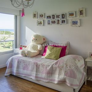 Apartamento En Venta 3 Dormitorios En Esturión, Punta Del Este.