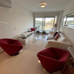 Apartamento De 2 Dormitorio En Venta En Miami Boulevard Torre I, Punta Del Este.