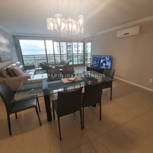 Apartamento En Venta En Torre Imperiale III, Punta Del Este.