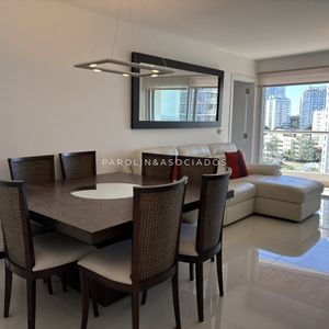 Apartamento En Venta En Icon Tower, Punta Del Este.