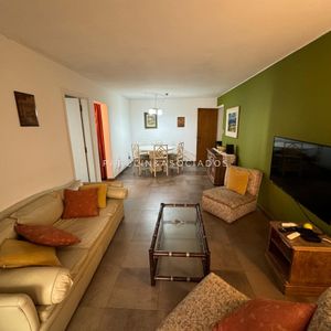 Apartamento En Venta 2 Dormitorios Y Medio, Playa Mansa, Punta Del Este
