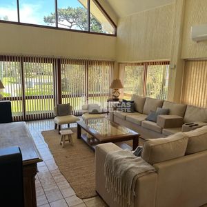 Excelente Casa De 5 Dormitorios En Lugano Punta Del Este