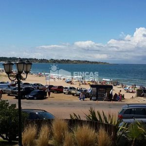Hotel En Piriápolis En Venta