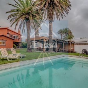 Casa En Alquiler Anual Y Venta! Ubicación única