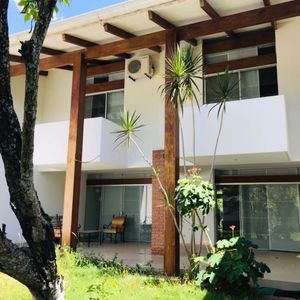 Bella Casa Amplia E Independiente Ubicada En Zona Residencial Y Segura