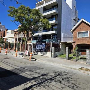 Alquiler  Apartamento A Estrenar, 1 Dormitorio, Con Balcón Y Parrillero Propio, Buceo!!