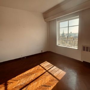 Alquiler Apartamento 4 Dormitorios 3 Baños Garaje Barrio Sur