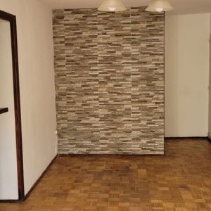 Venta Apto Con Renta De 2 Dormitorios Al Frente En Centro