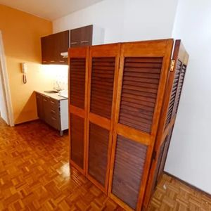 Lindo Apartamento De 2 Dorm Ubicado En Pleno 18 De Julio