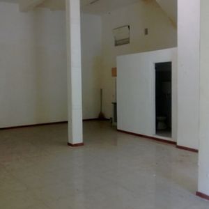 Alquiler De Local Comercial Con Baño En Barrio Sur