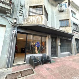 Alquiler De Local Comercial En Mercado Del Puerto