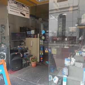 Alquiler De Local En Ciudad Vieja