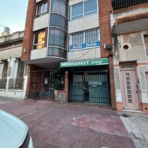 Alquiler Local Comercial Excelente Ubicación En Tres Cruces