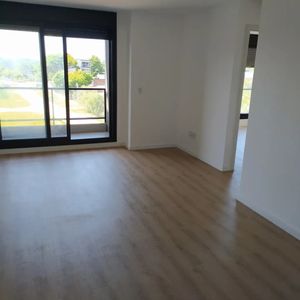 Alquiler Apartamento 2 Dormitorios Garaje En Punta Gorda