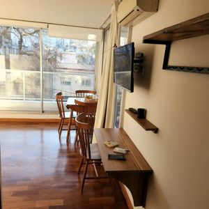 Alquiler De Monoambiente Amoblado Con Balcón Punta Carretas