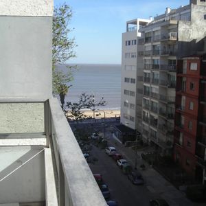 Alquiler Apartamento De 1 Dormitorio Vista Al Mar En Pocitos