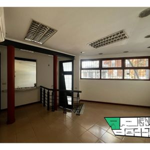 Alquiler Casa A Pasos De Tres Cruces 6 Dormitorios 3 Baños Ideal Para Negocio