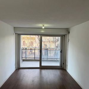 Alquiler De Monoambiente A Estrenar Con Balcón Cochera Muy Buena Ubicación En Centro