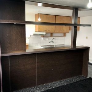 Apartamento En Venta O Alquiler, De 3 Dormitorios, En Camino Carrasco, Malvín Norte