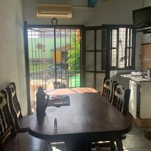 Increible Casa En Bolivar Con Renta 3 Dormitorios Y Garaje!