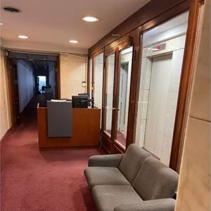 Alquiler Oficina Totalmente Equipada Sin Gastos Ciudad Vieja