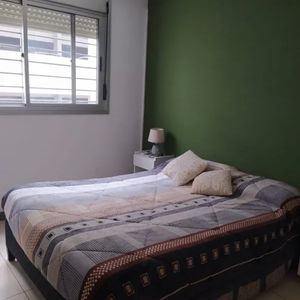 Apartamento 1 Dormitorio Con Cochera Y Balcón En Centro