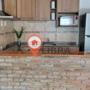 Se Alquila Casa 1 Dormitorio Al Fondo Cochera Patio Parrillero Malvin Norte