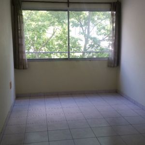 Apartamento De 1 Dorm Muy Iluminado En Centro