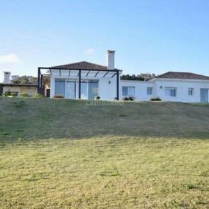 Casa En Venta En Punta Colorada.