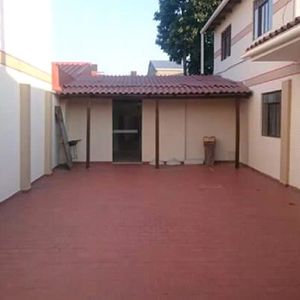 Alquilo Casa Ideal Para Empresa