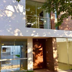 Casa A Estrenar 