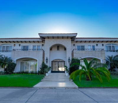 Casa De Lujo En Venta Zona Urubo - Hacienda Del Urubo