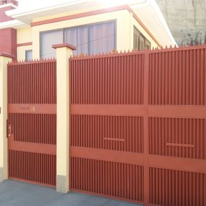 Achumani Calle 30 370m2