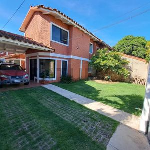 Casa Multifamiliar