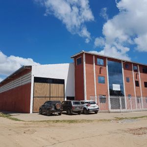 Hermoso Galpón En Venta Km 8 Al Norte.