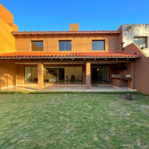 Casa Semiamoblada, Condominio La Hacienda 2