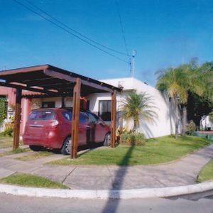 Cómoda Casa En Esquina