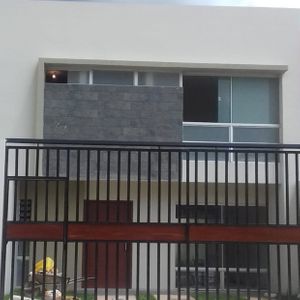 Lujosa Casa A Estrenar