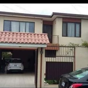 Hermosa Casa Zona Recoleta