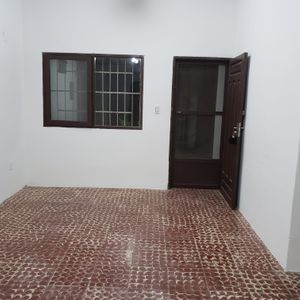 Casa Semi-independiente 